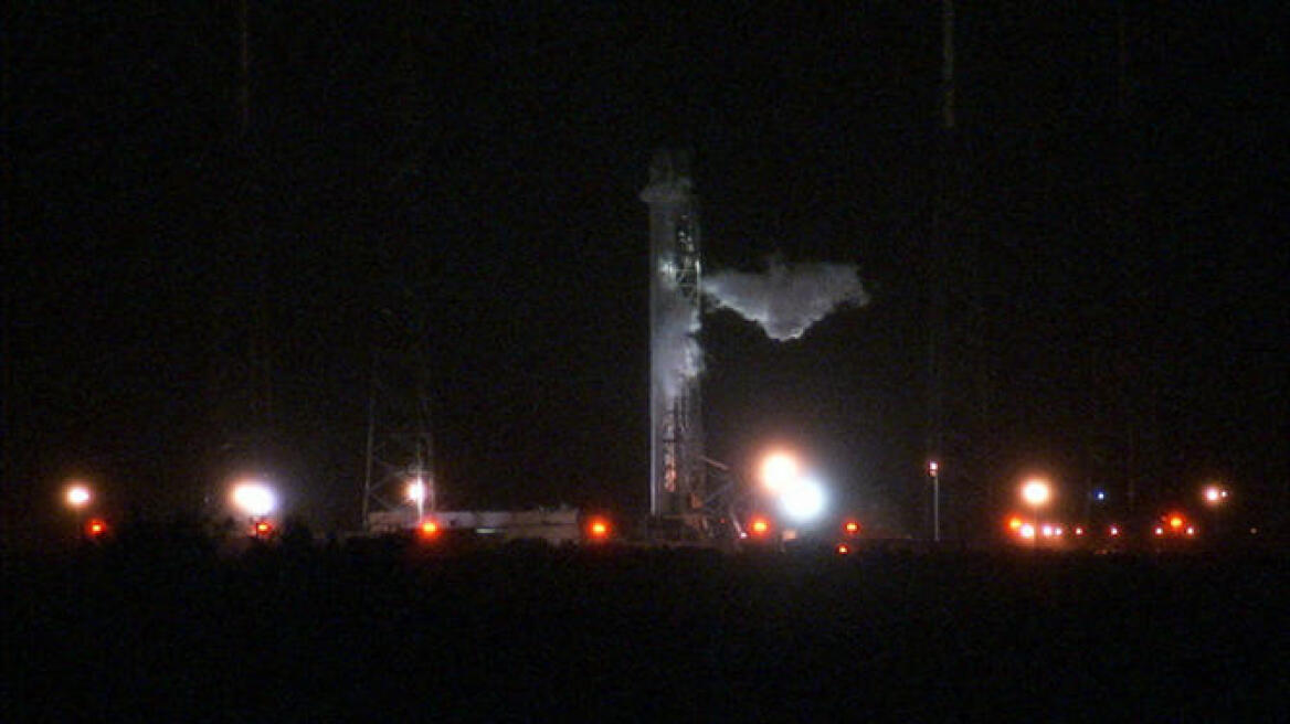 ΗΠΑ: Εκτοξεύθηκε το διαστημικό σκάφος Dragon της SpaceX